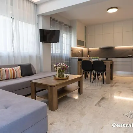 Central Lux House Apartment *